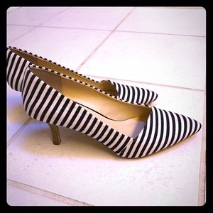 NWOT Sole Society size 10m - like new! So haute!